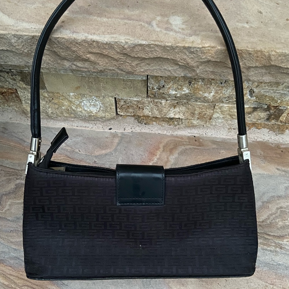 Small Handbag - Picture 3 of 4